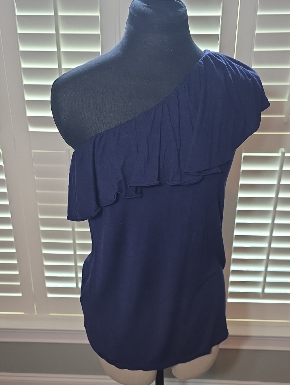 Lilly Pulitzer Chic One-Shoulder Ruffle Top in Navy